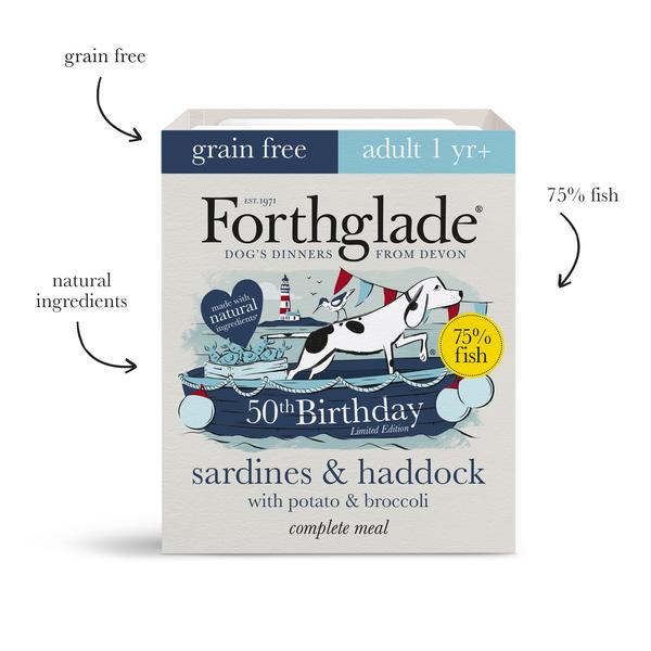 Sardines & haddock with potato & broccoli natural wet dog food (395g)