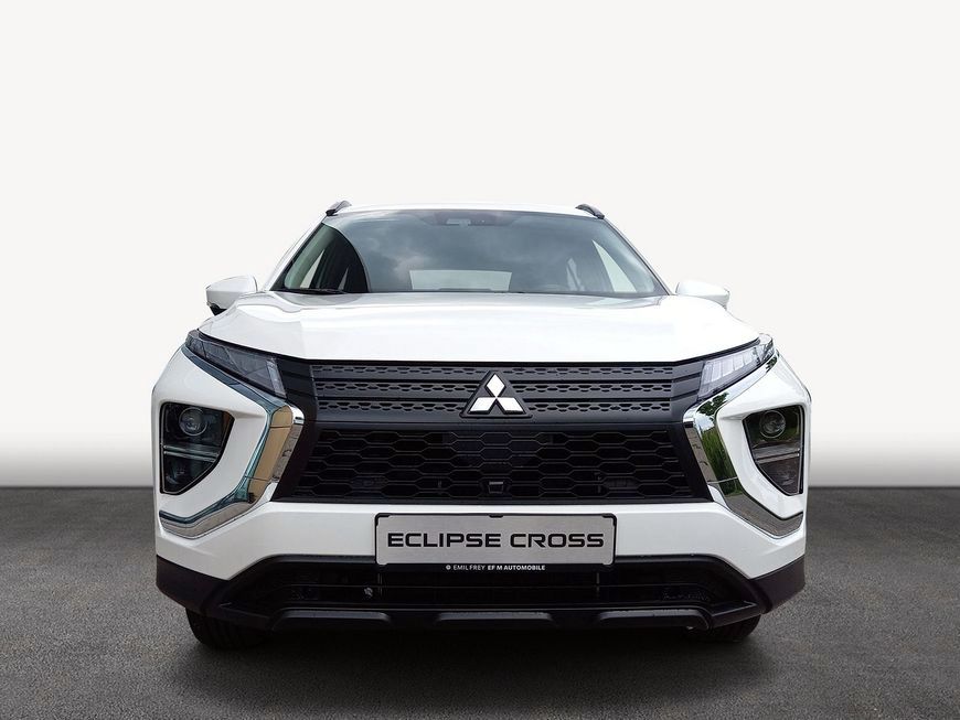 Photo - Mitsubishi Eclipse Cross Plug-in Hybrid base available in 2022