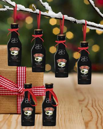 Merry Baubles - Baileys Original Irish Cream Liqueur Miniature Set