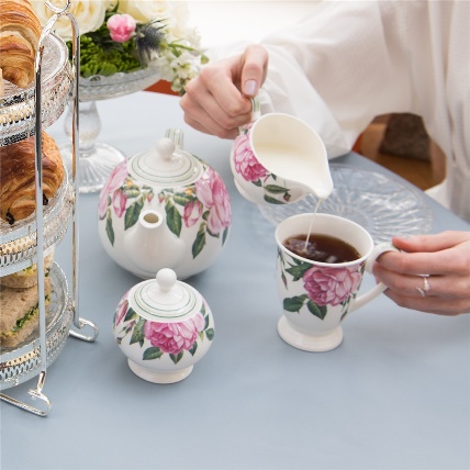 Newbridge Silverware Rose Collection 3 piece Teaset 1