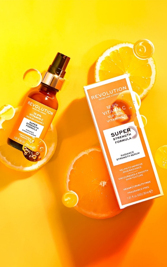 Revolution Skincare 12.5% Vitamin C Super Serum image 1