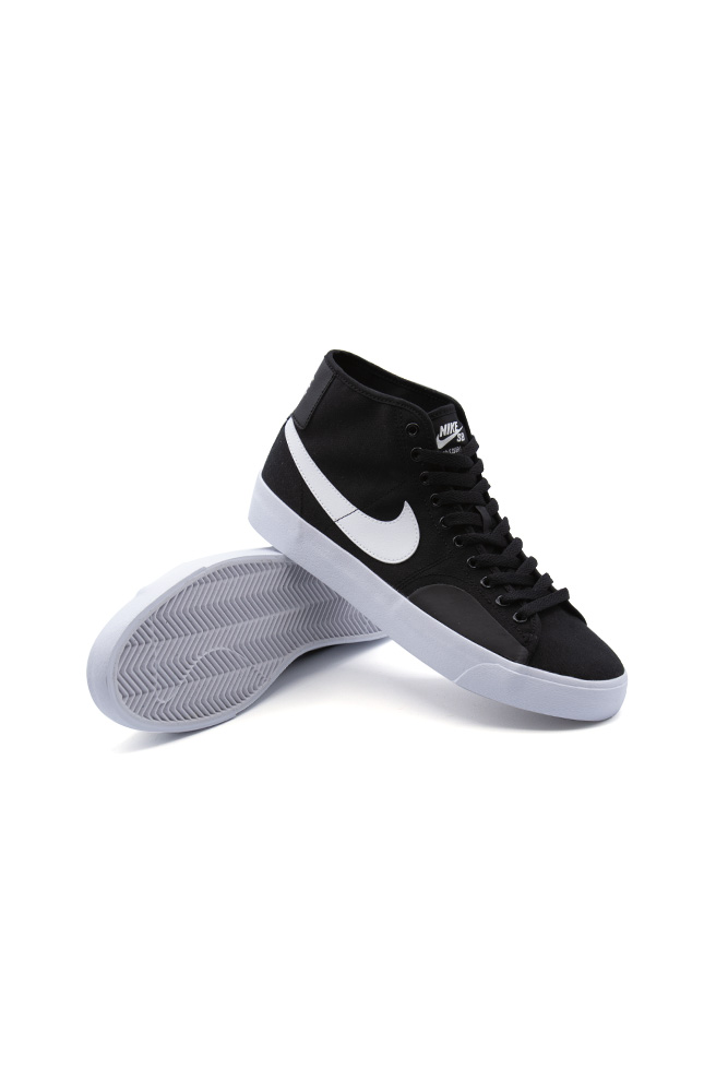 https://www.bonkers-shop.com/wp-content/uploads/nike-sb-blzr-court-mid-shoe-black-white-black-01.jpg
