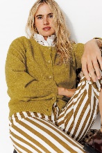 Women's Round Neck Cardigan